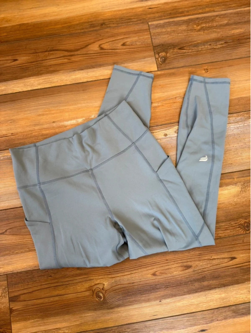 Fabletics pureluxe leggings size medium